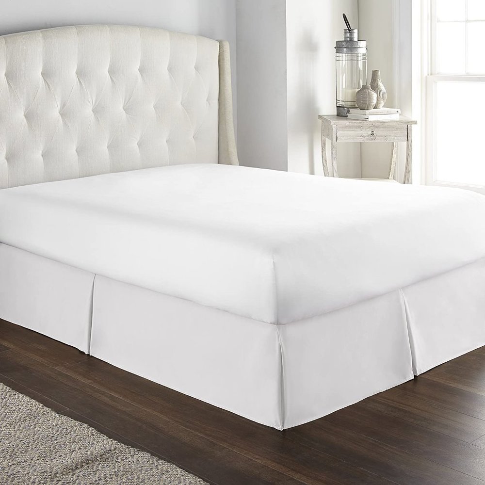 White Queen size bed pleated dust ruffle/bed skirt